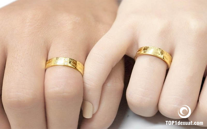 nữ giới khi kết hôn đeo nhẫn tay trái được không