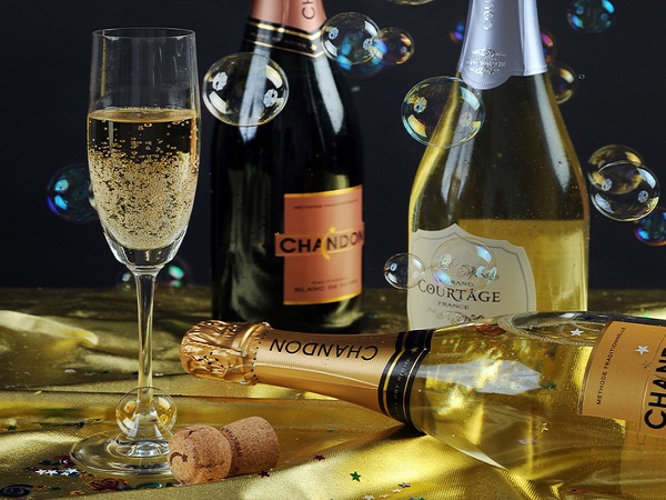 Bảng giá rượu champagne sparkling wine (vang nổ) mới nhất