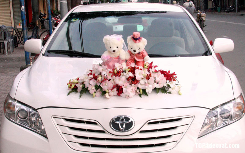 #1 Hướng dẫn cách trang trí xe hoa cưới cho cô dâu chú rể