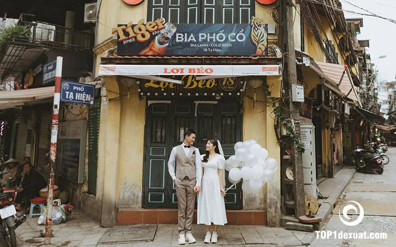 Concept chụp ảnh cưới cổ điển tại Phố cổ Hà Nội