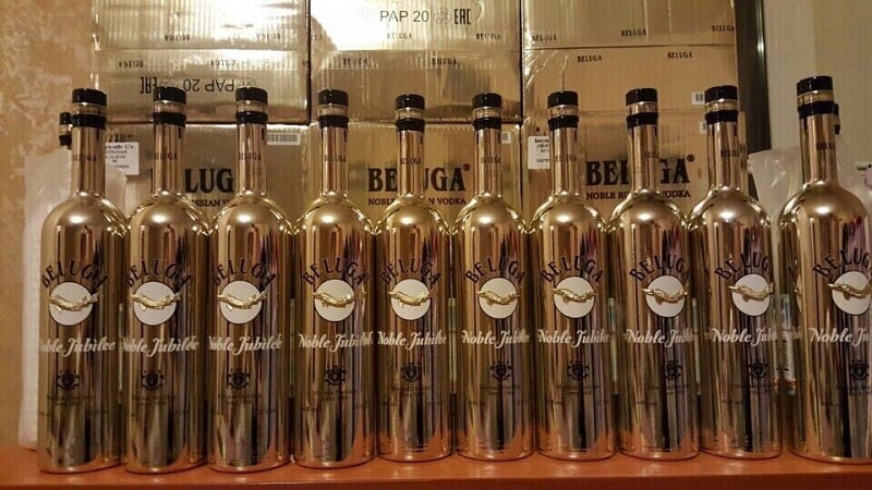 Mua chai rượu Vodka Beluga Noble Celebration Silver 1L ở đâu?