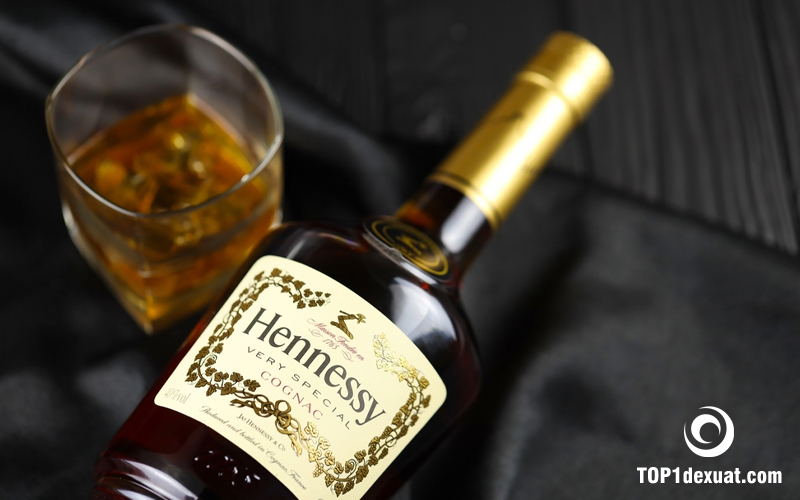 Tại sao rượu Hennessy không có hạn sử dụng