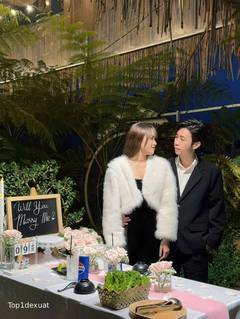 quan lau chay co view dep da lat